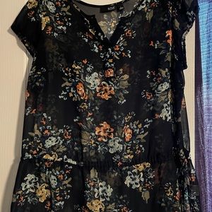 A.N.A navy floral top Large